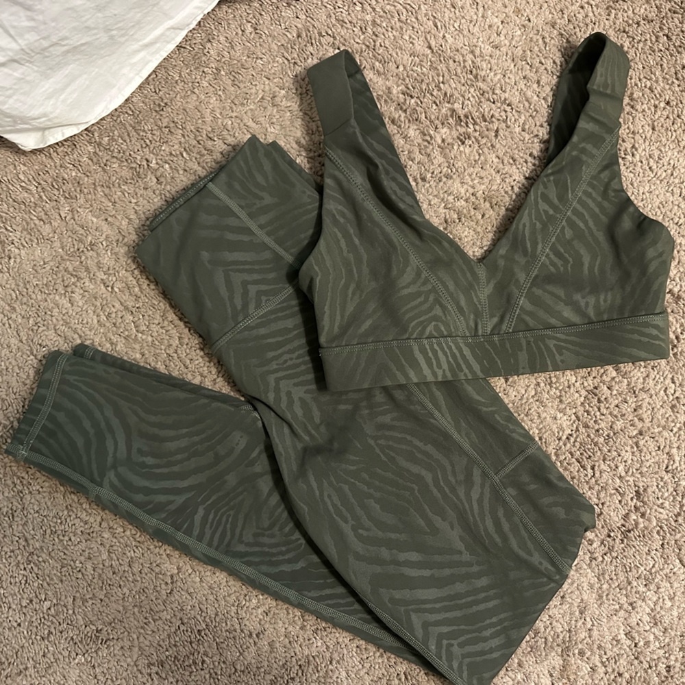 Glyder Stylish Green Women's outfit